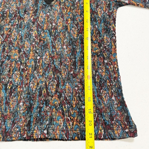 Evereve Kate Printed Smocked Mesh Top NWT Medium - Picture 11 of 13